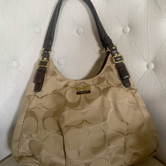 Coach Tan and Brown Shoulder Bag with Signature Design - Picture 1 of 10